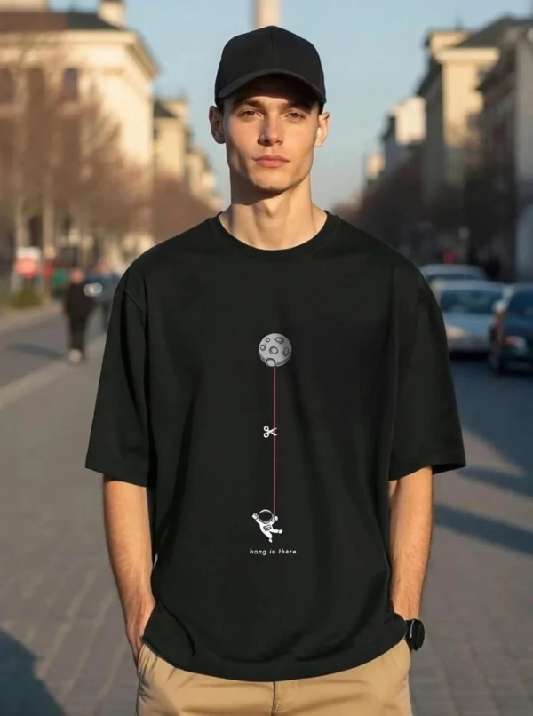 BEWAKOOF Oversized Men Printed Round Neck Pure Cotton Black T-Shirt
